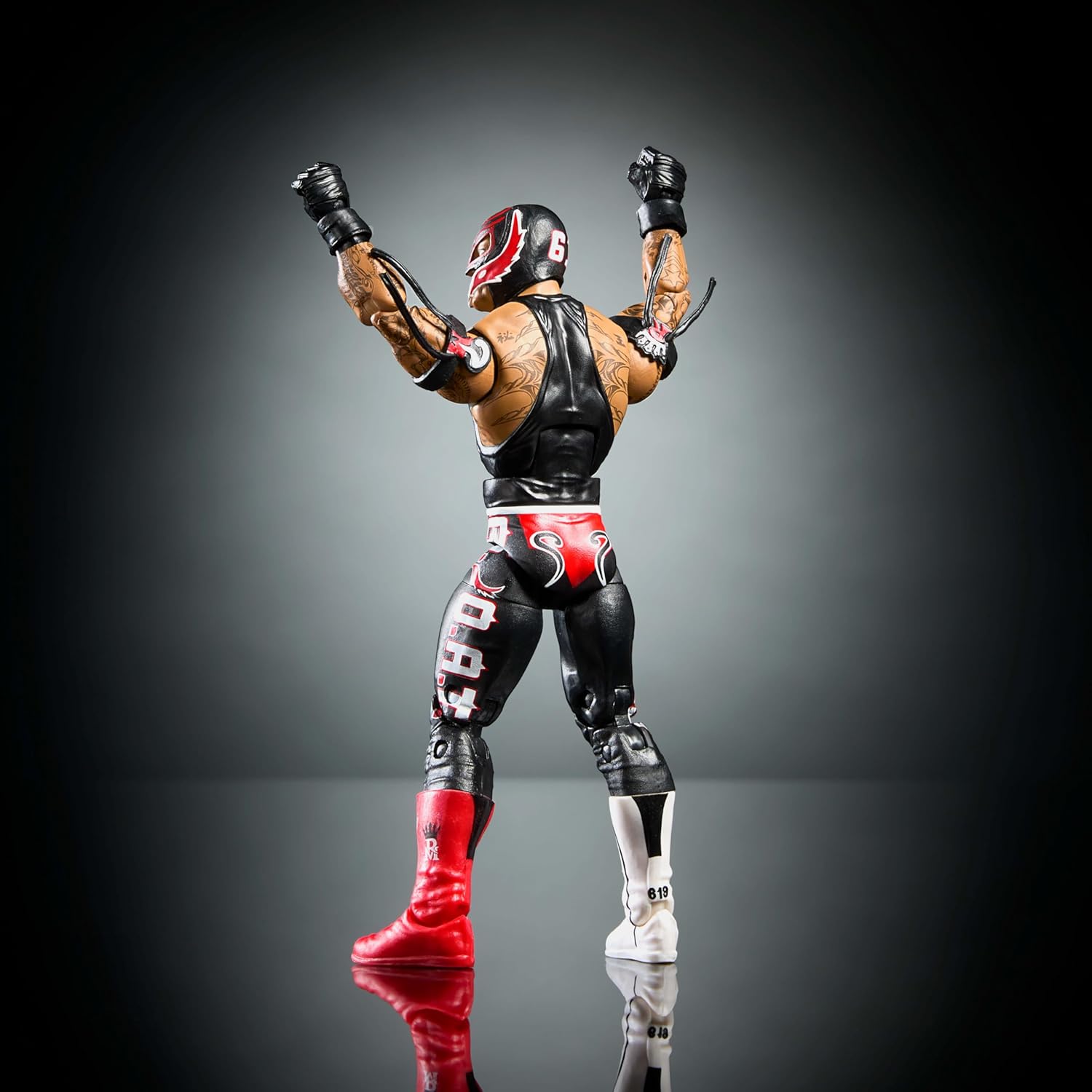 Mattel WWE Elite Collection Top Picks Action Figure & Accessories Set, Rey Mysterio