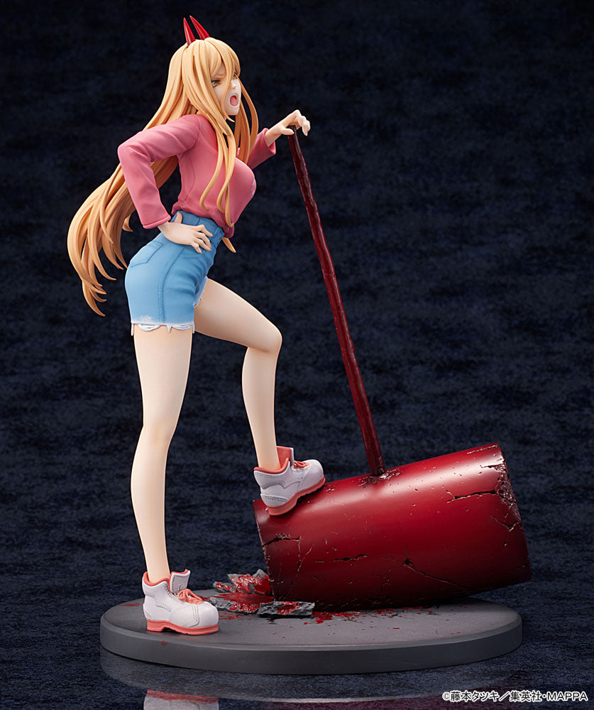 Statua in PVC di Chainsaw Man 1/7 Power 27 cm