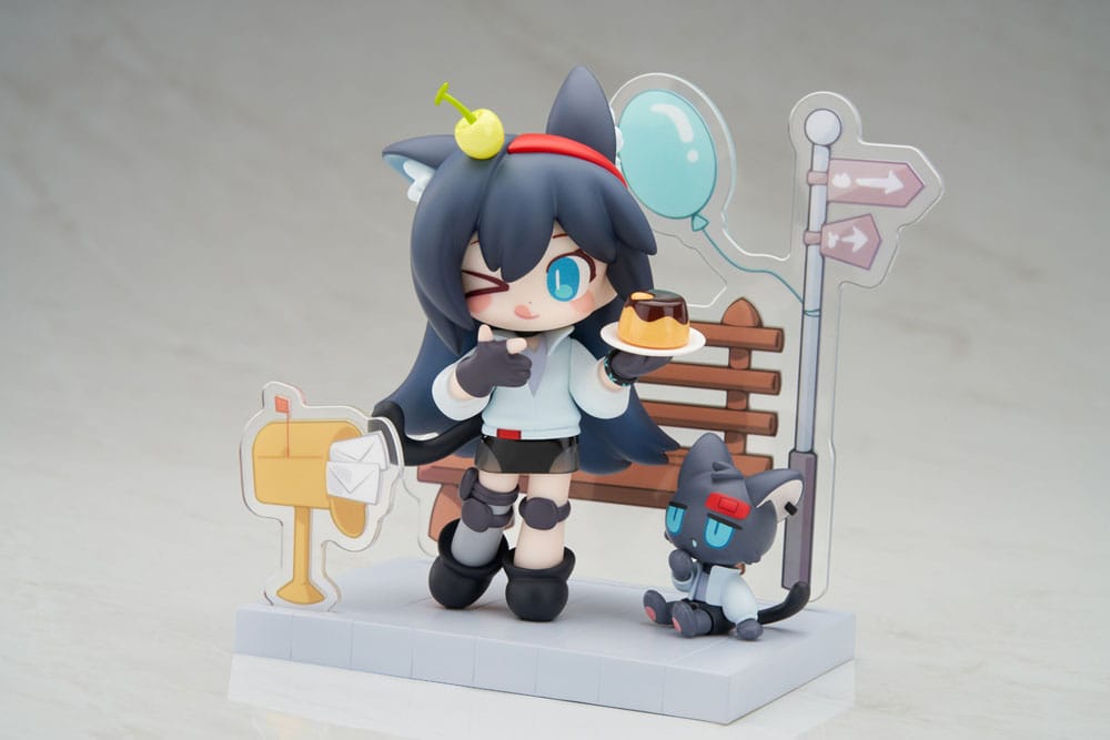 Statua in PVC Arknights Dessert Time Series Q-figure Blaze 11 cm