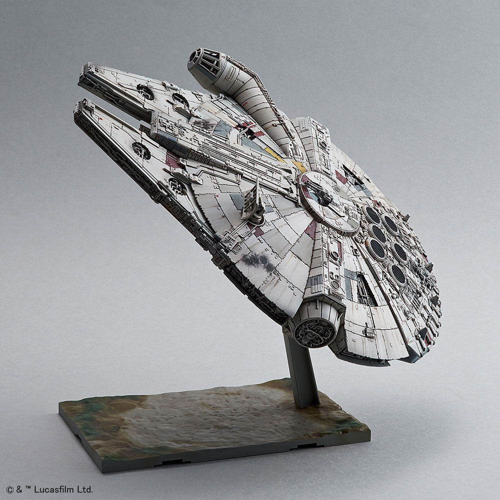 Star Wars Episode VII 1/144 Millennium Falcon Model Kit
