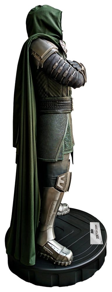 Marvel Avengers: Doomsday Life-Size Statue Doctor Doom 198 cm
