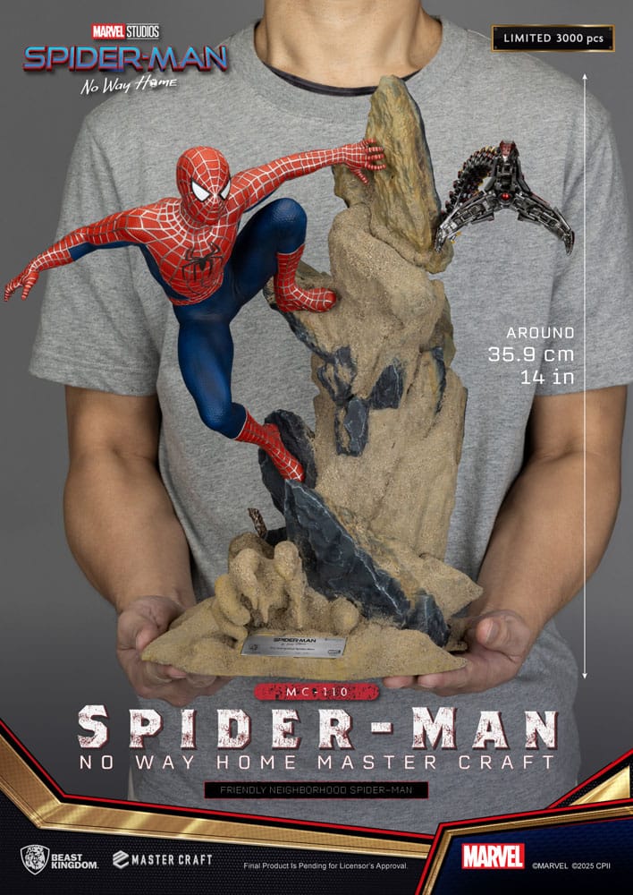 Spider-Man: No Way Home Master Craft Statue Friendly Neighborhood Spider-Man 36 cm
