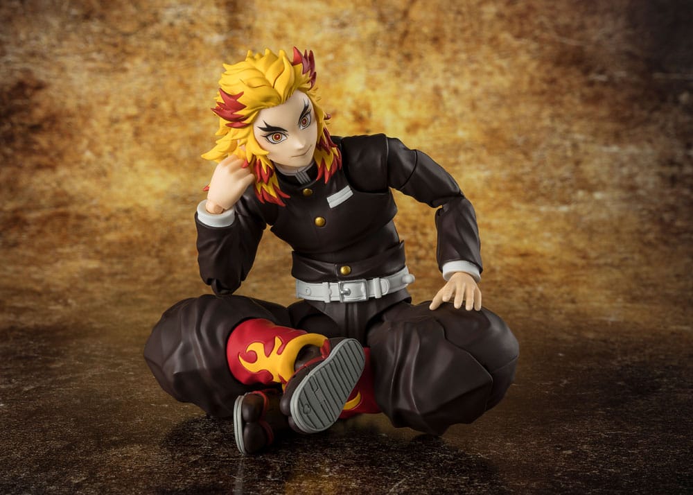 Demon Slayer: Kimetsu no Yaiba SHFiguarts Action Figure Kyojuro Rengoku 15 cm