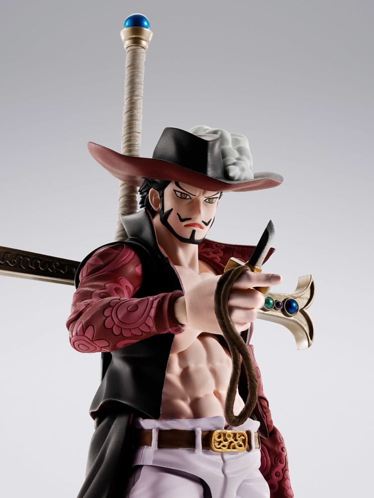 One Piece SHFiguarts Action Figure Dracule Mihawk Hawkeye 17 cm
