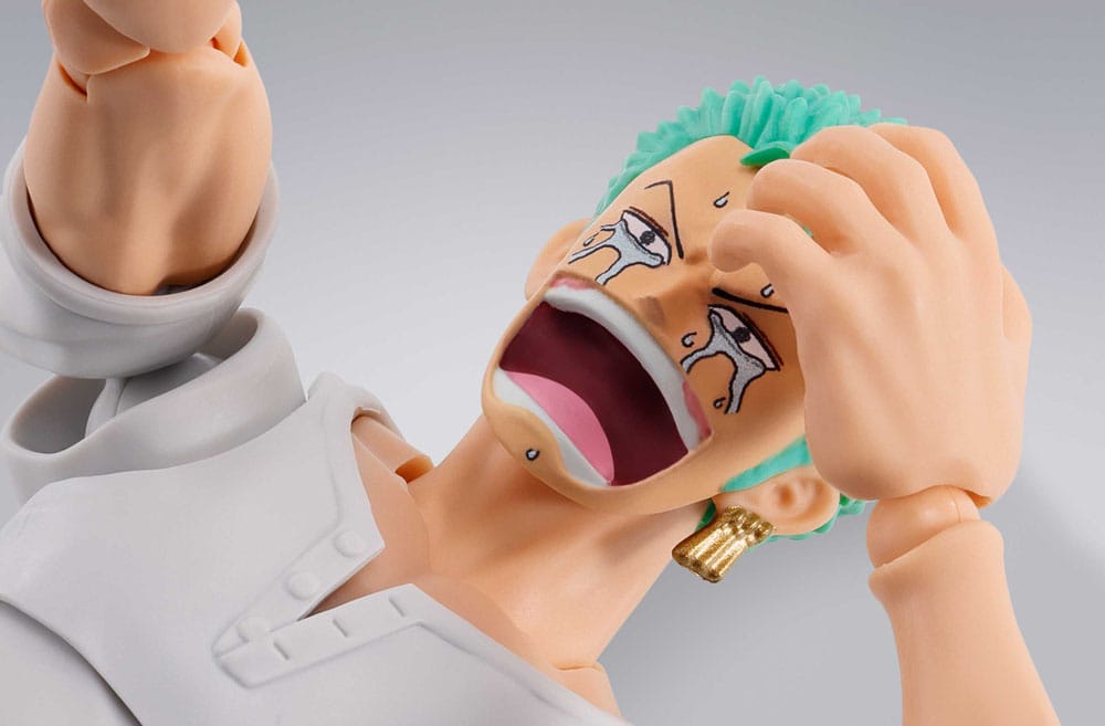 One Piece SHFiguarts Action Figure Dracule Mihawk Hawkeye 17 cm