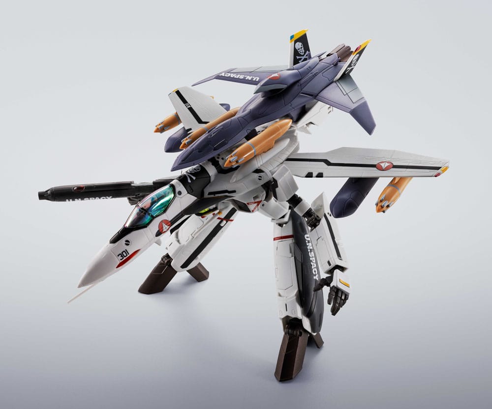 Macross 7 Hi-Metal R Action Figure VF-0S Phoenix (Roy Focker Use) & QF-2200D-B Ghost Set 14 cm