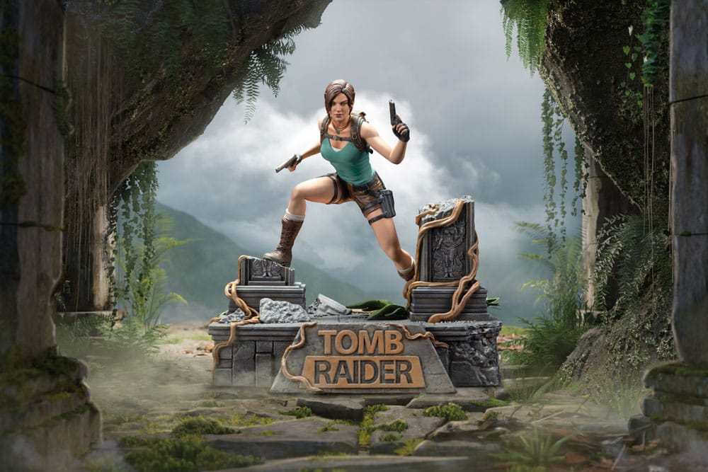 Tomb Raider Lara Croft PVC Statue 24 cm