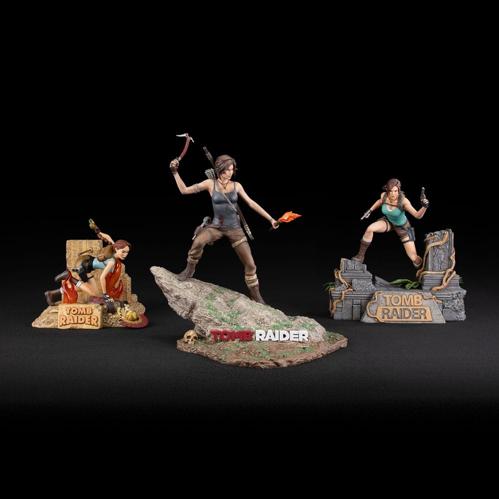 Tomb Raider Lara Croft Survivor Age PVC Statue 33 cm