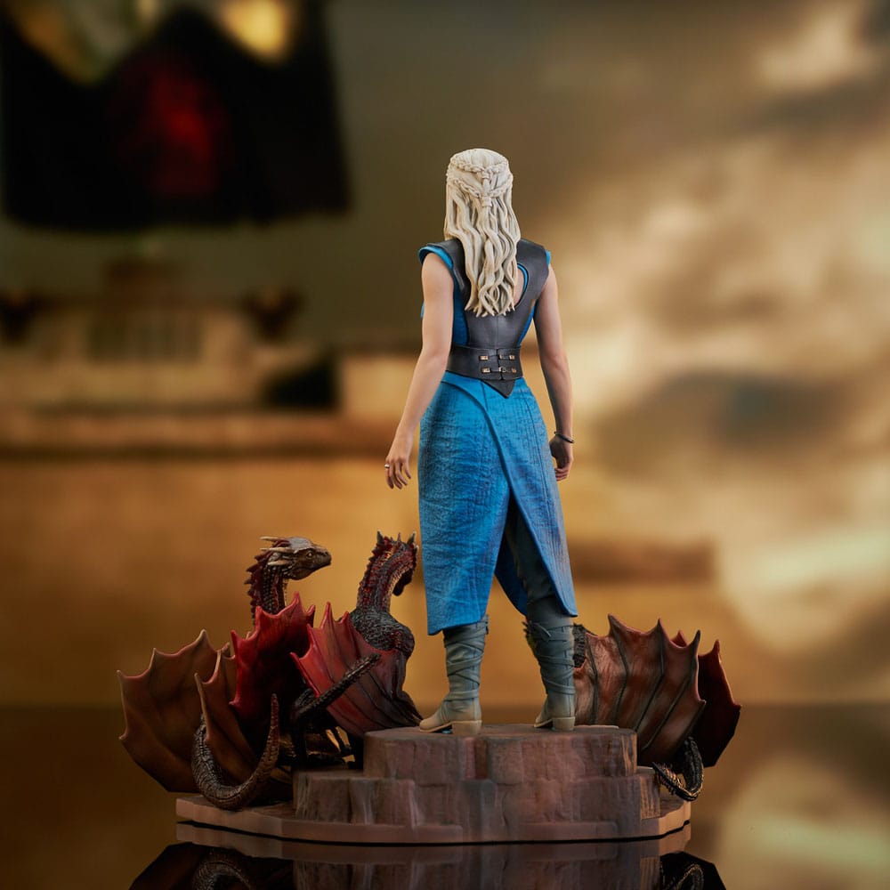 Game of Thrones Deluxe Gallery PVC Statue Daenerys Targaryen 24 cm