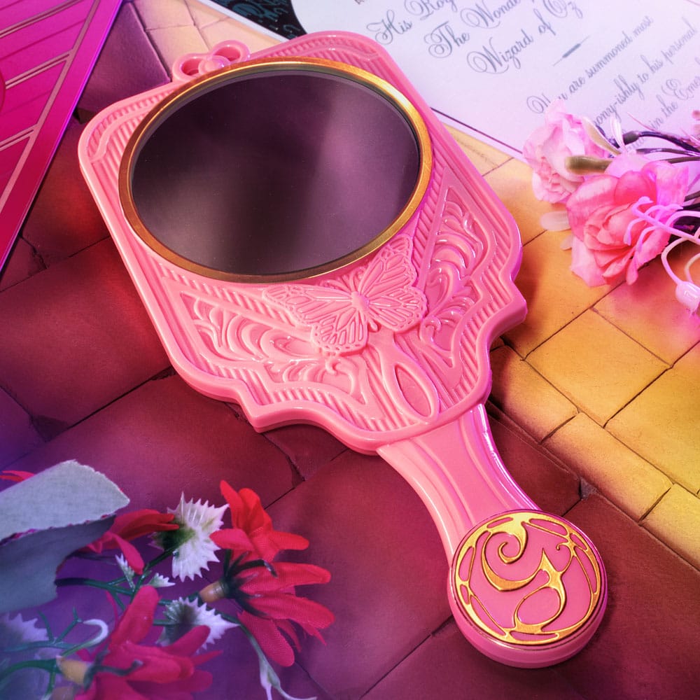 Wicked The Oz Memories Kit