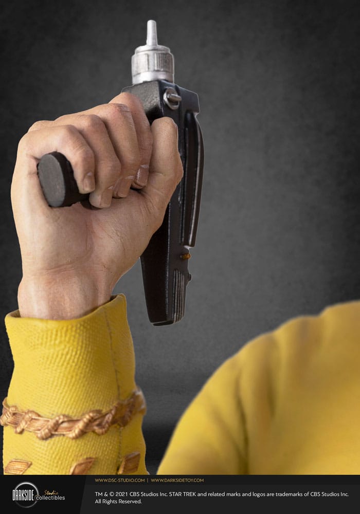 Star Trek Musuem Statue 1/3 Captain James T Kirk 64 cm