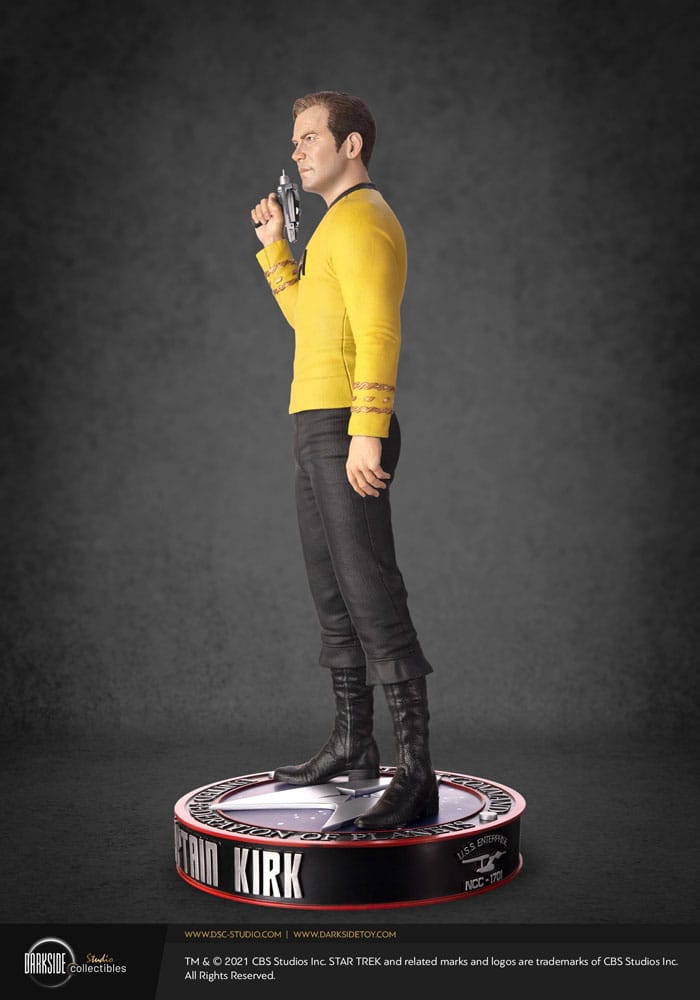 Star Trek Musuem Statue 1/3 Captain James T Kirk 64 cm