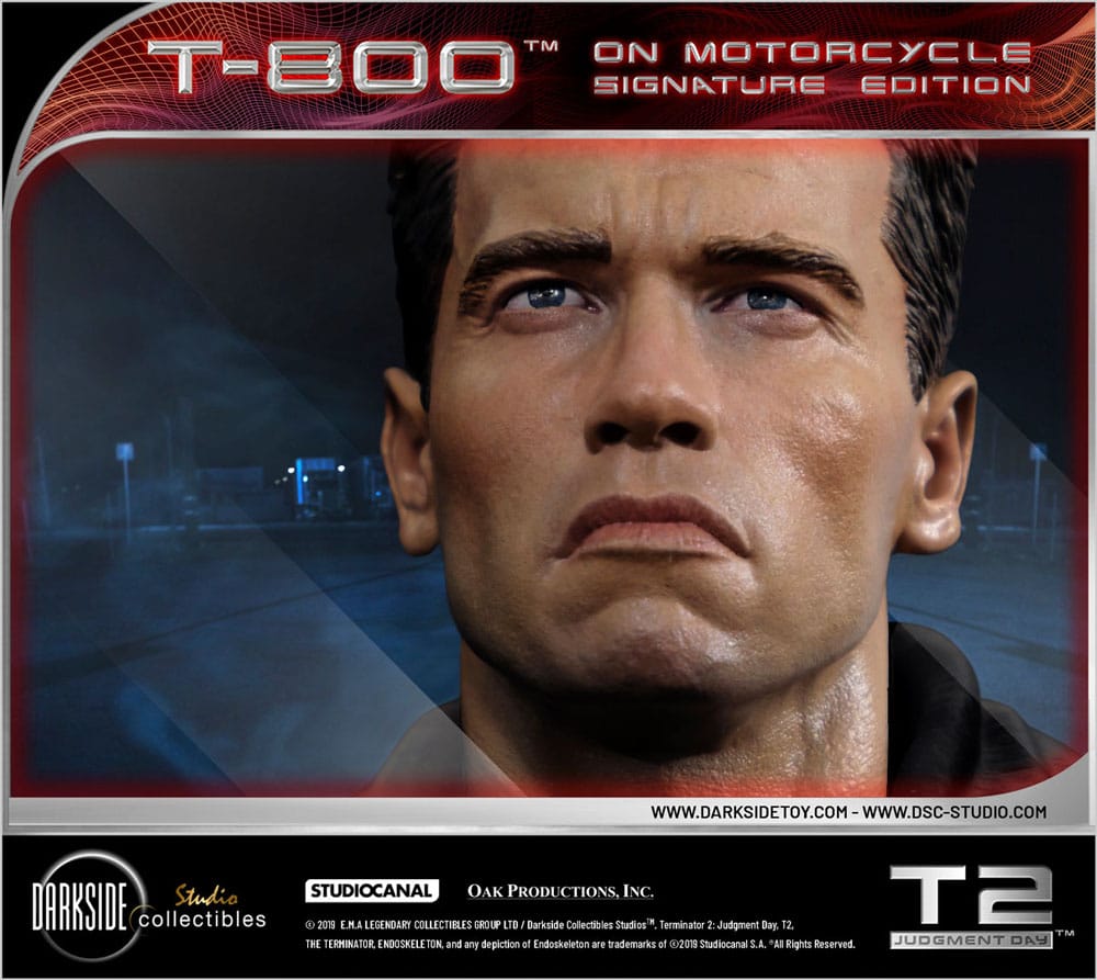 Terminator 2 Statue T-800 On Motorcycle Limited Signature Edition 70 cm