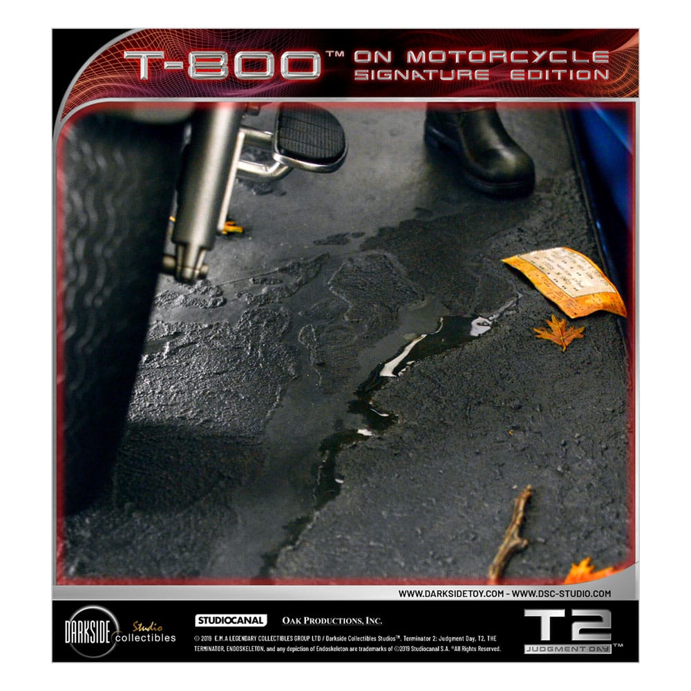 Terminator 2 Statue T-800 On Motorcycle Limited Signature Edition Exclusive 70 cm