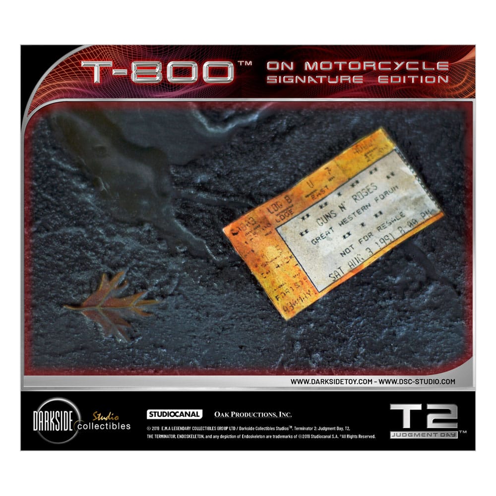 Terminator 2 Statue T-800 On Motorcycle Limited Signature Edition Exclusive 70 cm