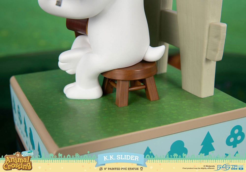 Animal Crossing: New Horizons PVC Statue KK Slider 22 cm