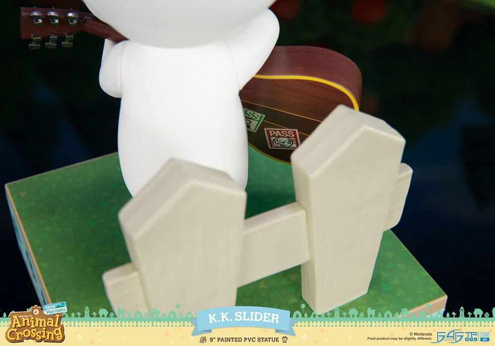 Animal Crossing: New Horizons PVC Statue KK Slider 22 cm