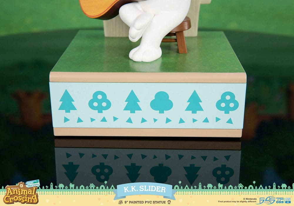 Animal Crossing: New Horizons PVC Statue KK Slider 22 cm