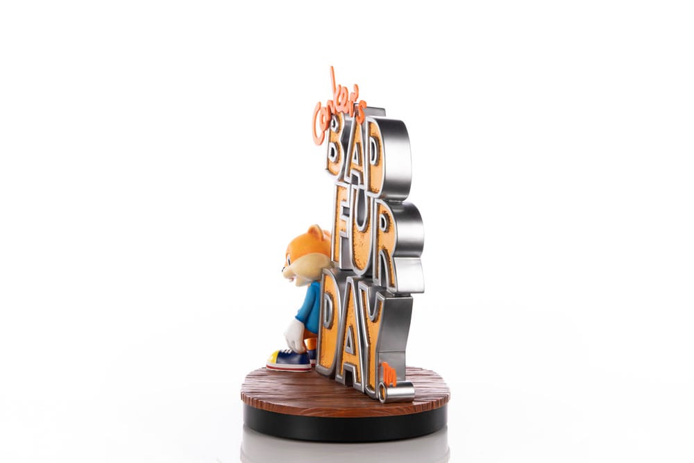 Conker´s Bad Fur Day Statue Game Cover Exclusive Edition 45 cm