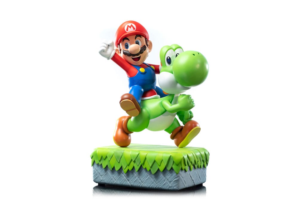 Super Mario Statue Mario & Yoshi 48 cm