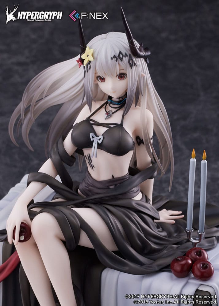 Statua in PVC Arknights 1/7 Mudrock Silent Night DN06 Ver. 19 centimetri