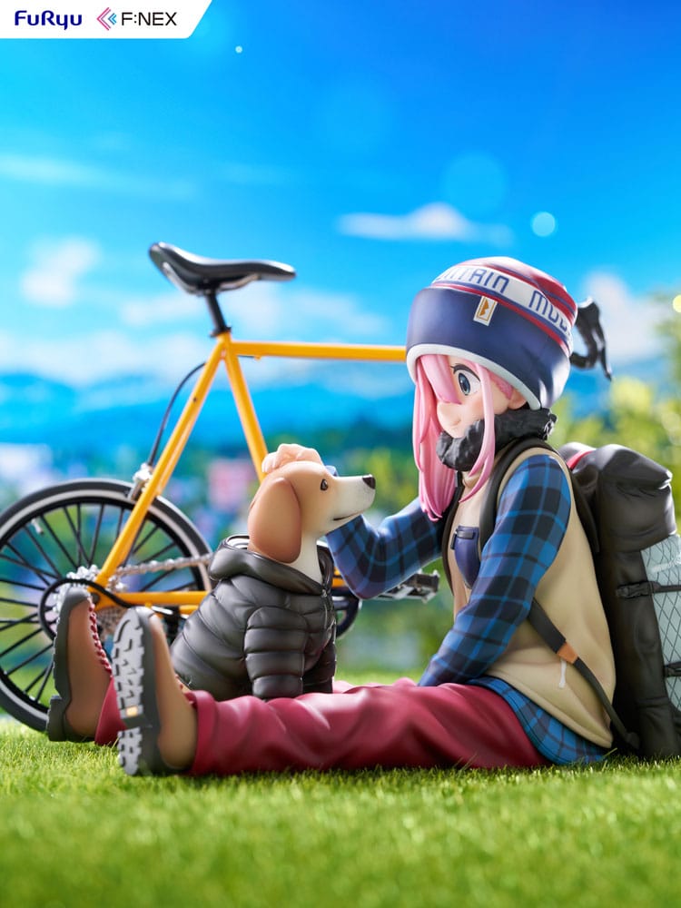 Statua in PVC Laid Back Camp F:NEX 1/7 Nadeshiko Kagamihara 13 cm