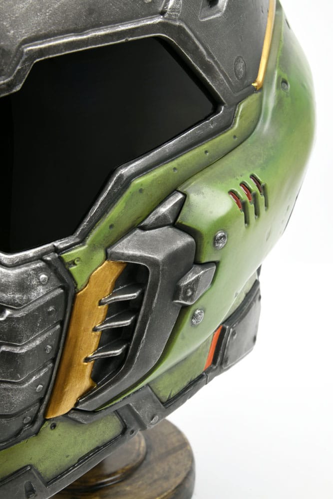 Doom The Dark Ages Replica Helmet Doom Slayer 36 cm