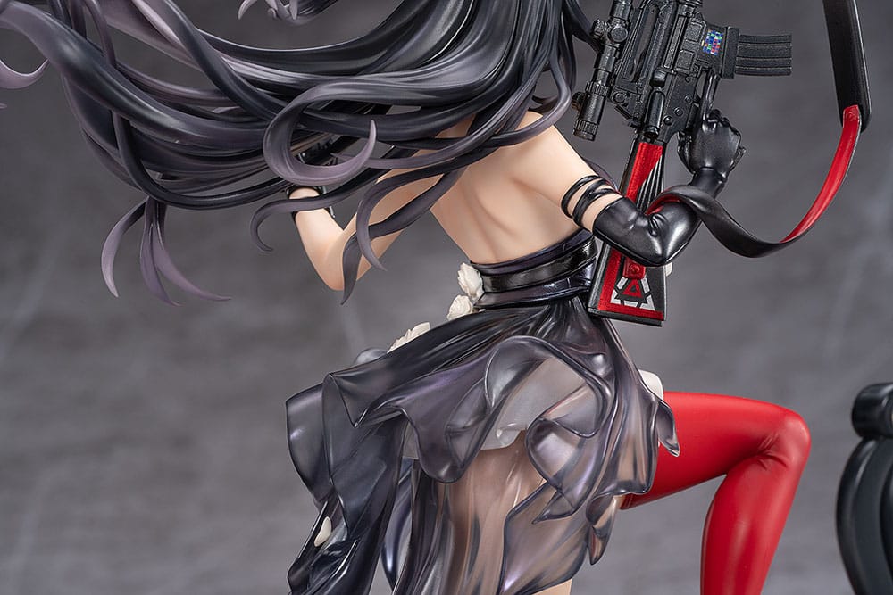 Knives Out PVC Statue 1/7 Diane: Banquet Dance Ver. 29 cm