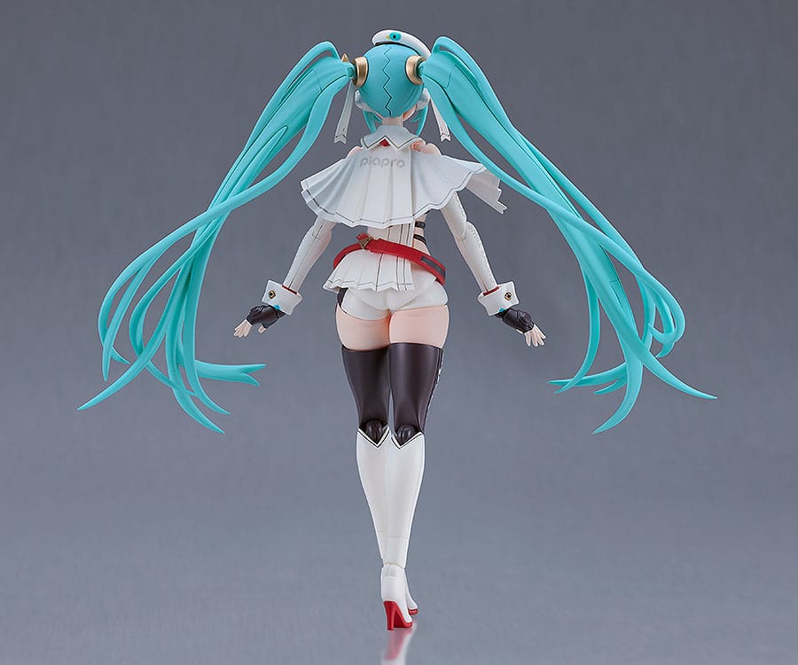 Kit modello in plastica Hatsune Miku GT Project Plamatea Racing Miku: 2023 Ver. 15 centimetri