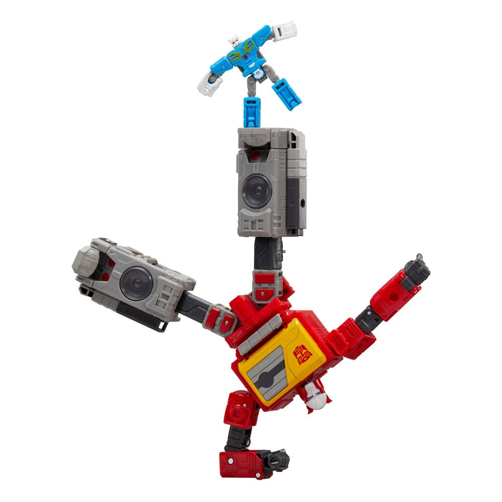 The Transformers: The Movie Generations Studio Series Voyager Class Action Figure Autobot Blaster & Eject 16 cm