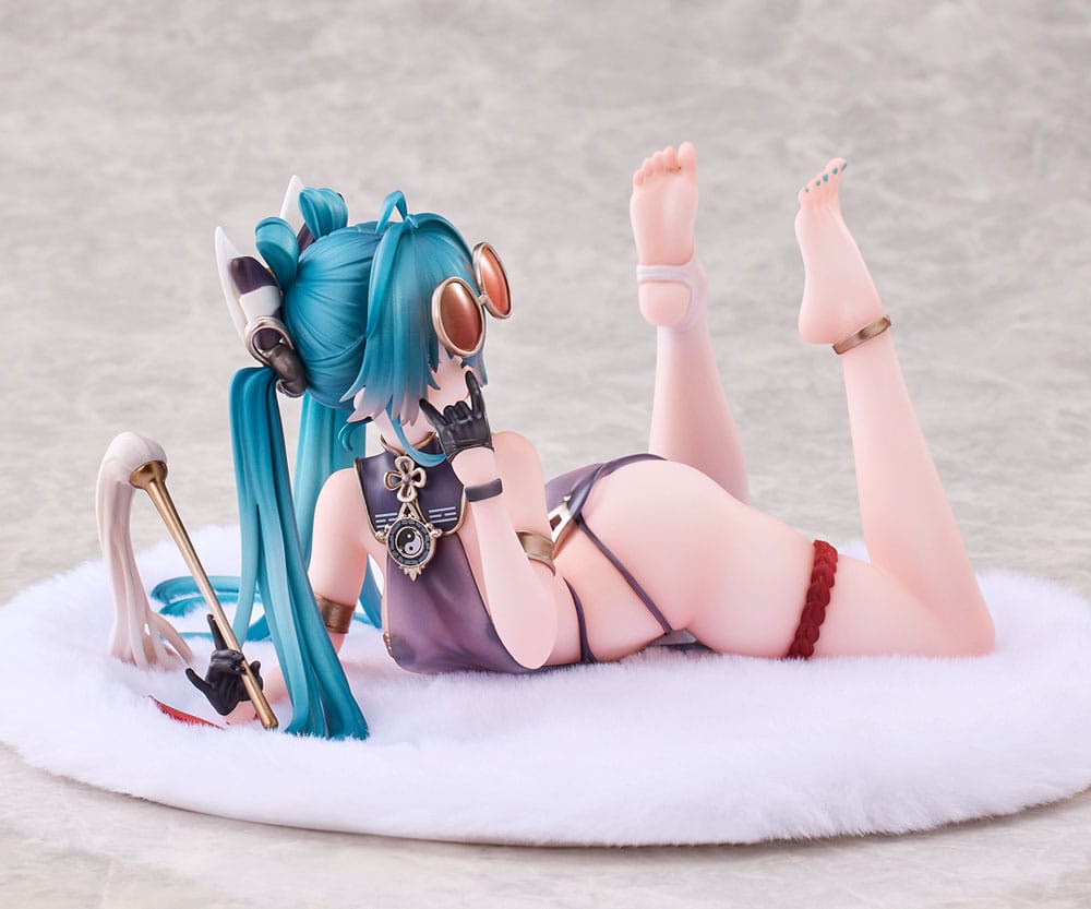 Kyonshi Brothel Statue 1/6 Taoist Rin 9 cm