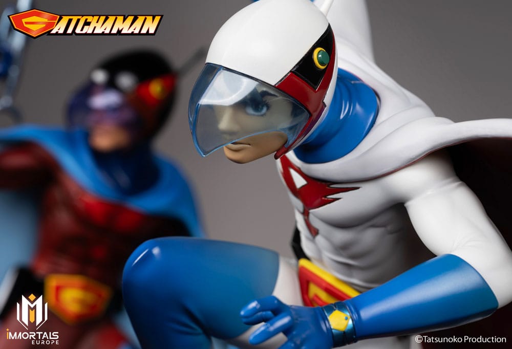 Statua della collezione Gatchaman Amazing Art di Ken l'Aquila, il leader del team Ninja della scienza, 34 cm