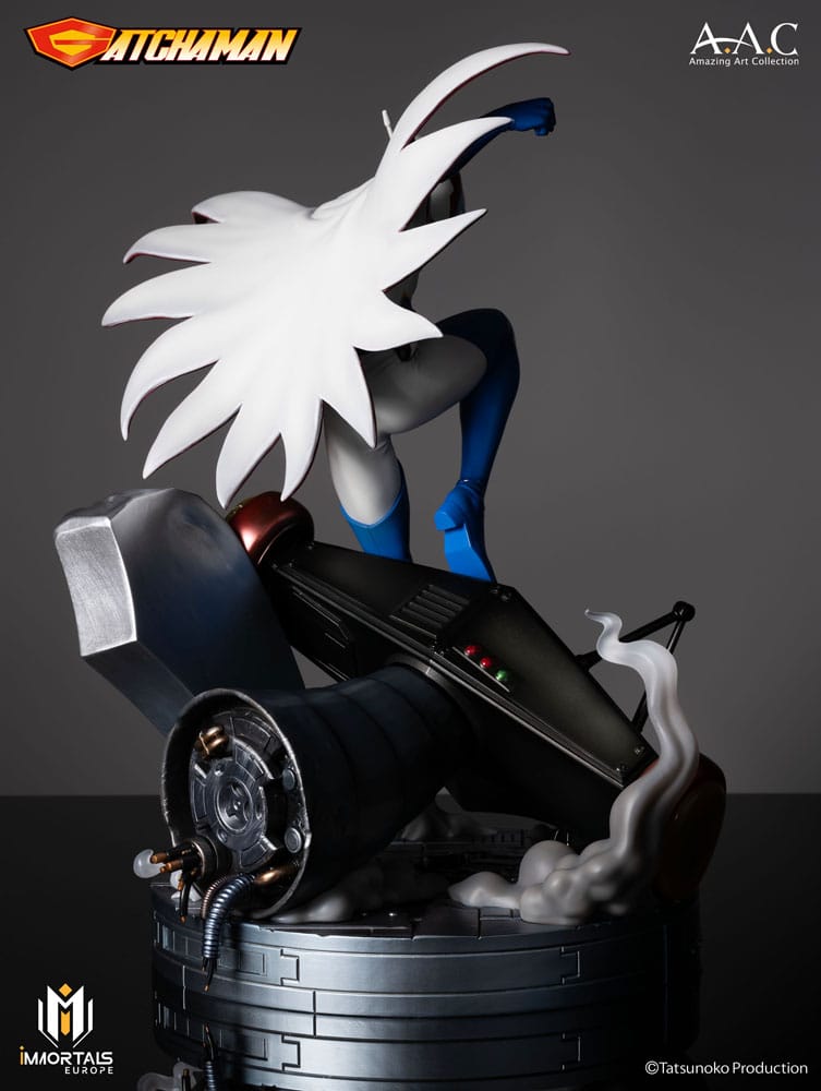 Statua della collezione Gatchaman Amazing Art di Ken l'Aquila, il leader del team Ninja della scienza, 34 cm