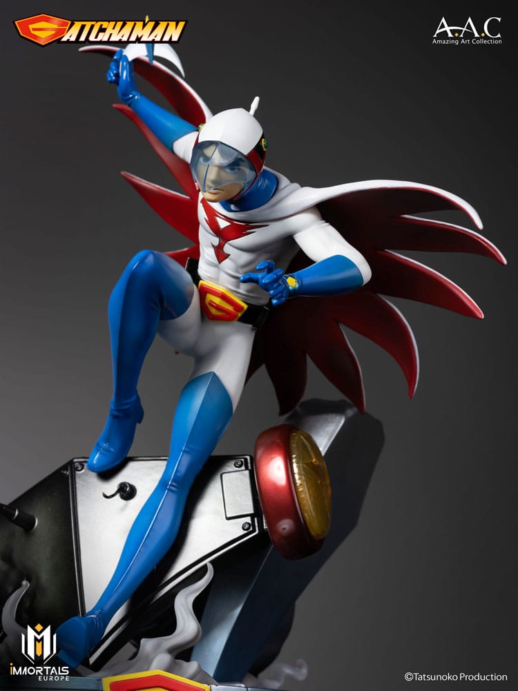Statua della collezione Gatchaman Amazing Art di Ken l'Aquila, il leader del team Ninja della scienza, 34 cm