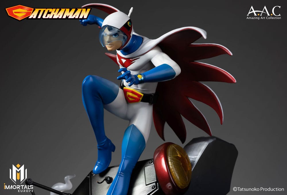 Statua della collezione Gatchaman Amazing Art di Ken l'Aquila, il leader del team Ninja della scienza, 34 cm
