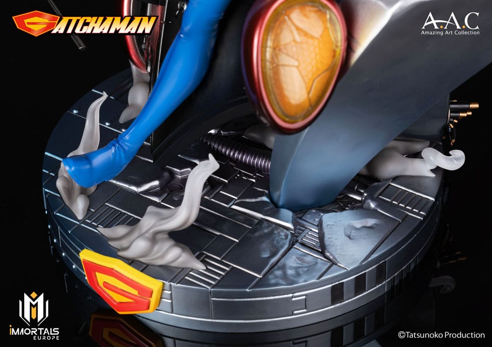 Statua della collezione Gatchaman Amazing Art di Ken l'Aquila, il leader del team Ninja della scienza, 34 cm