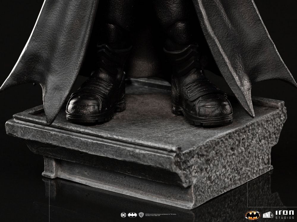 Batman 89 Mini Co. PVC Figure Batman 18 cm