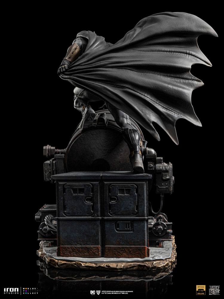 Zack Snyder's Justice League Deluxe Art Scale Statue 1/10 Batman on Batsignal 28 cm