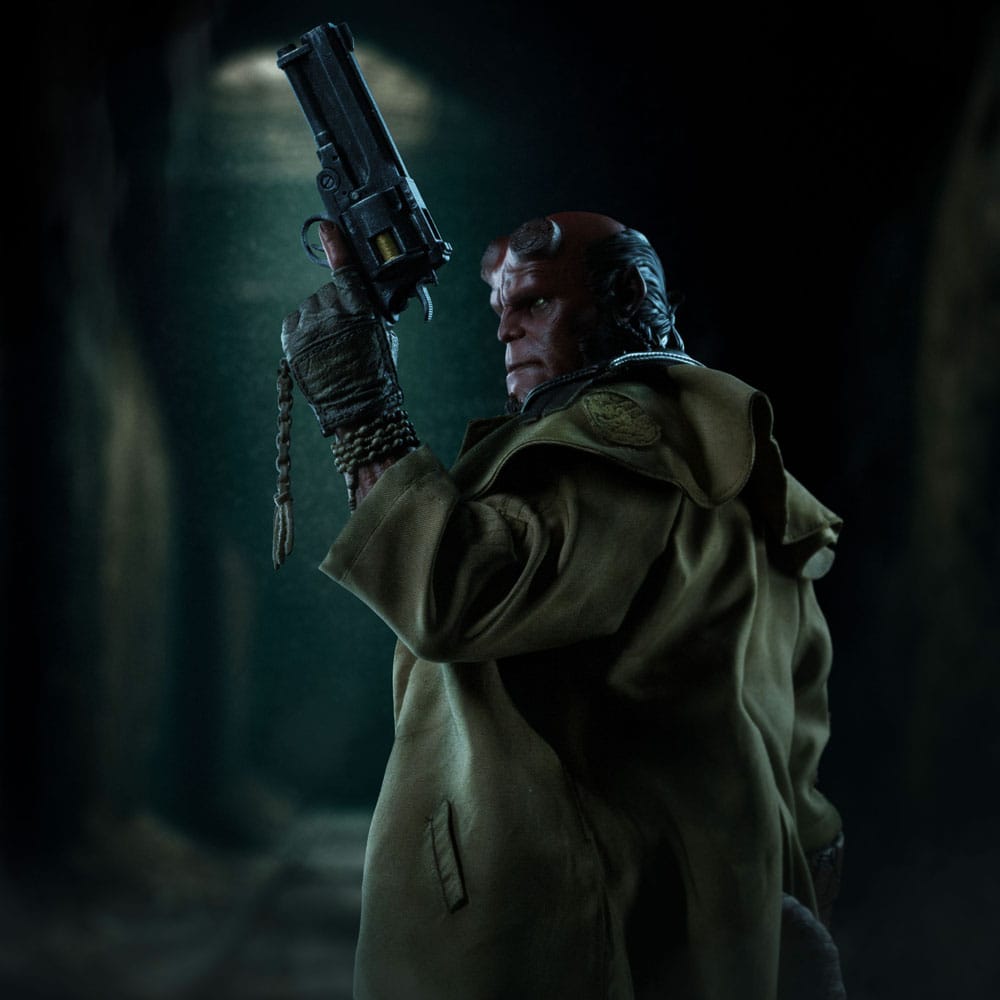 Hellboy Deluxe Art Scale Statue 1/4 Hellboy cm