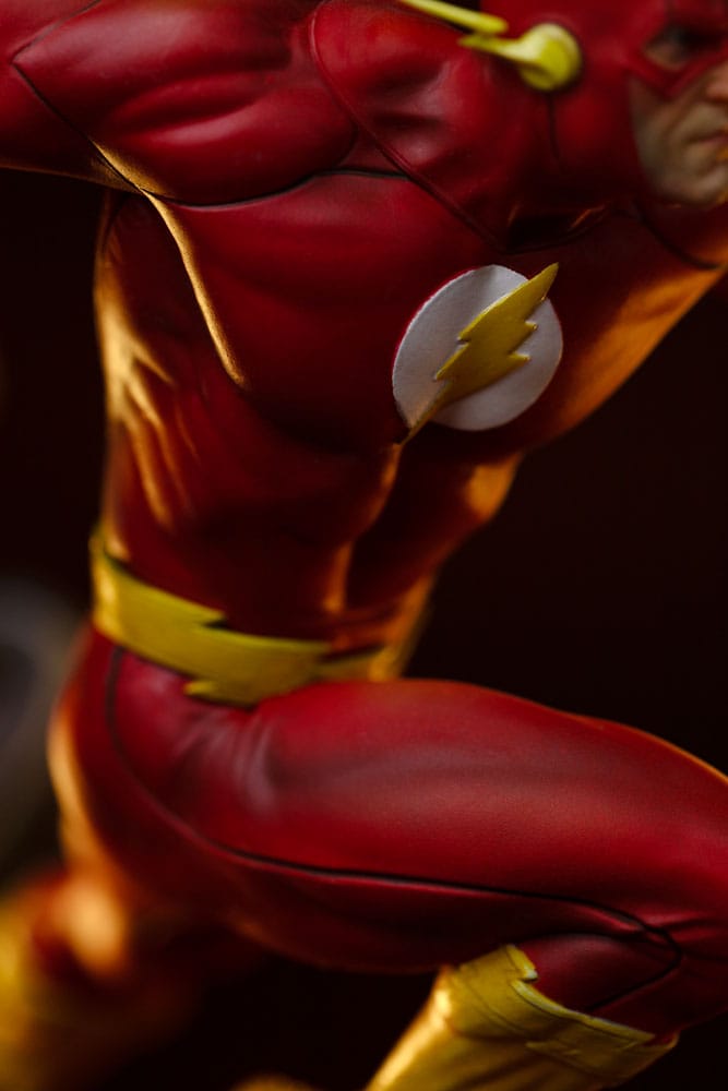 DC Comics Art Scale Statue 1/10 Flash 25 cm