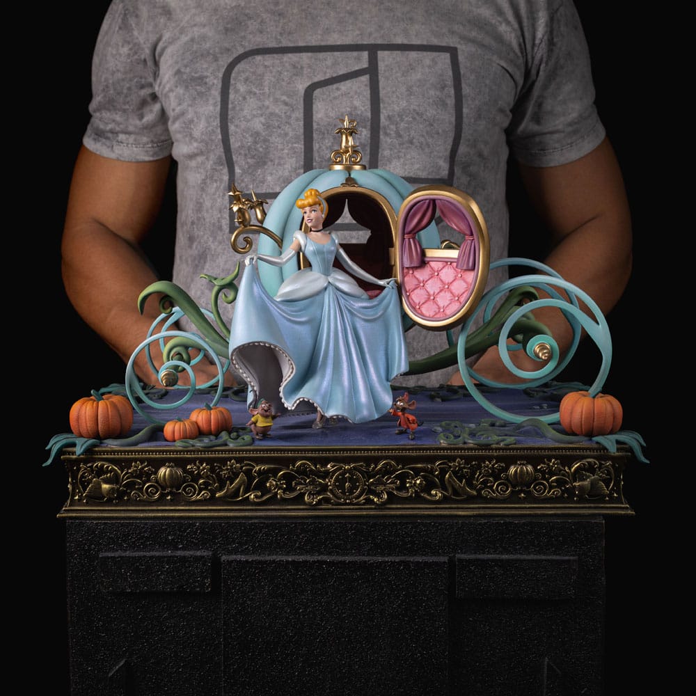 Disney Classics Deluxe Art Scale Statue 1/10 Cinderella 30 cm