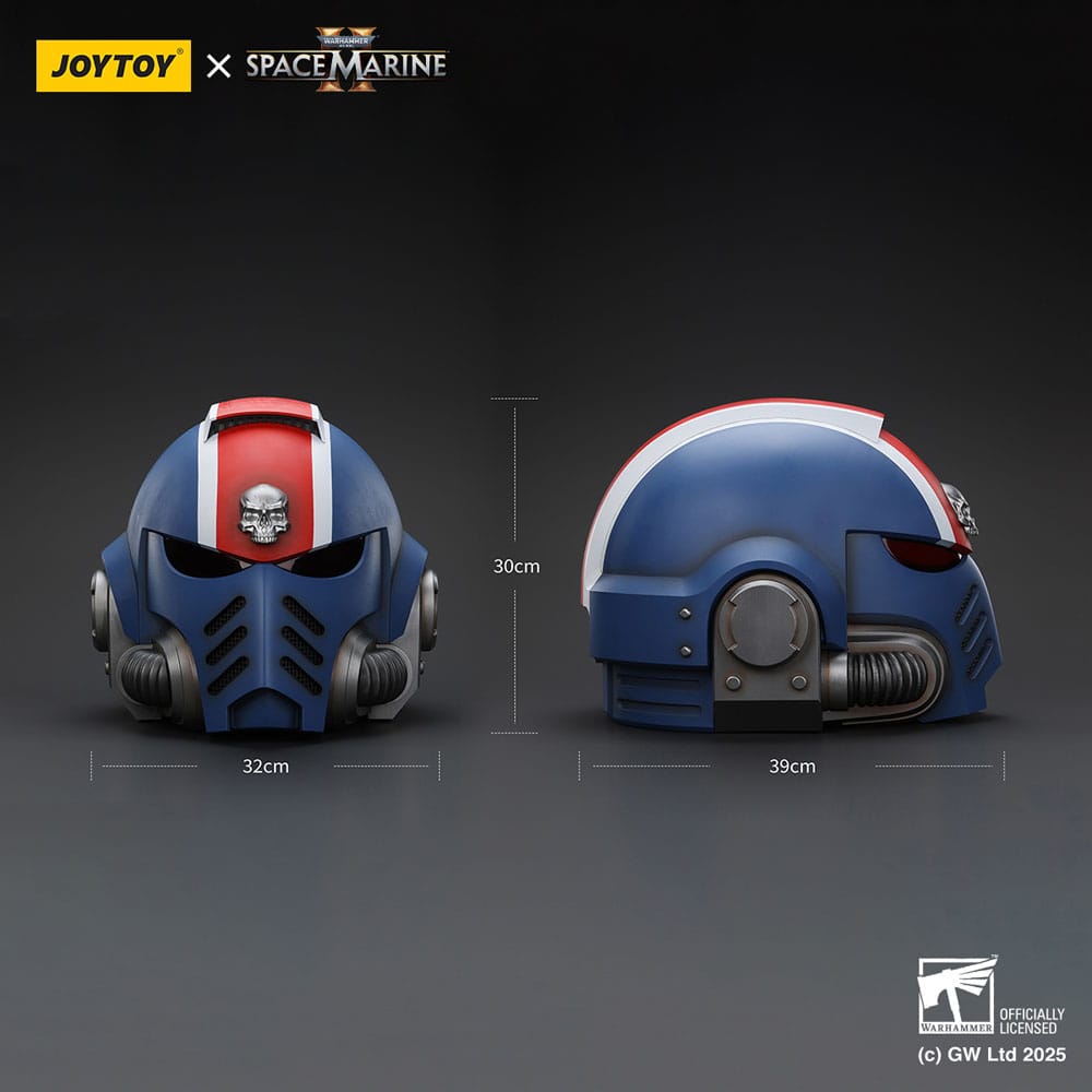 Warhammer 40,000: Space Marine 2 Replica Ultramarines Lieutenant Titus helmet 30 cm