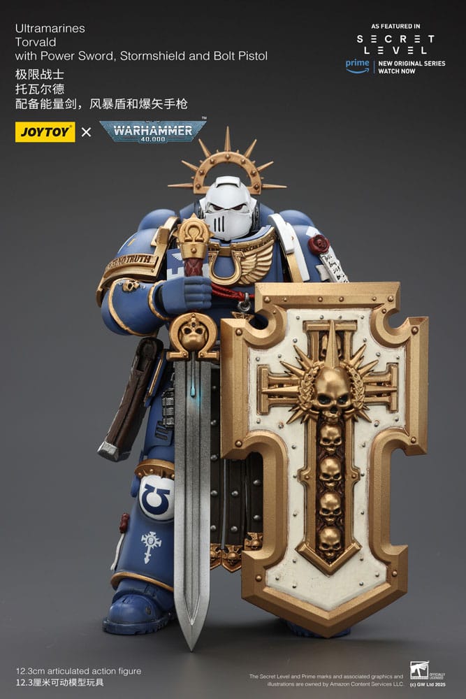 Warhammer 40,000 Action Figure Ultramarines Torvald with Power Sword, Stormshield and Bolt Pistol 13 cm