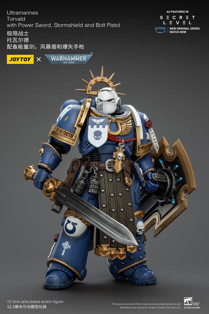 Warhammer 40,000 Action Figure Ultramarines Torvald with Power Sword, Stormshield and Bolt Pistol 13 cm