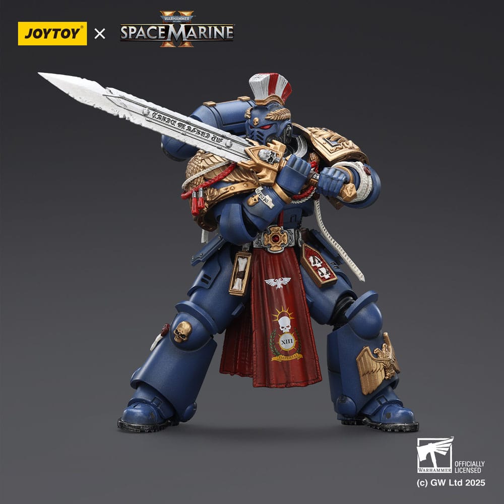 Warhammer 40,000: Space Marine 2 Action Figure Ultramarines Relic Primus Armourwith Plasma Pistol and Combat Blade 13 cm