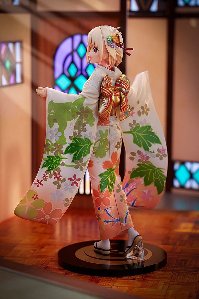 Statua di rinculo di Lycoris 1/7 Chisato Nishikigi haregi Ver. 23 centimetri