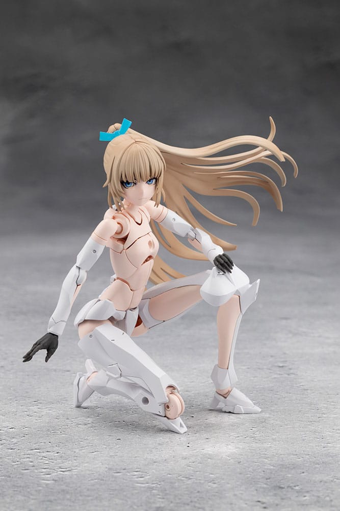 Megalomaria Unlimited Universe Plastic Model Kit Emulator 16 cm