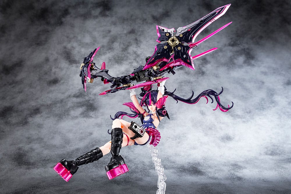 Megami Device Plastic Model Kit 1/1 Desire Maiden Raider 18 cm