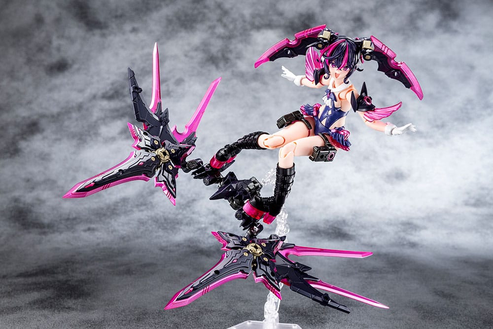 Megami Device Plastic Model Kit 1/1 Desire Maiden Raider 18 cm