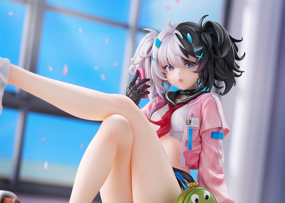 Snowbreak: Containment Zone PVC Figure 1/7 Eatchel - The Cub [Overdue Radiance] 23 cm